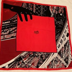 Hermès Scarf